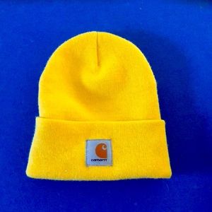 Yellow carhartt hat that u can use